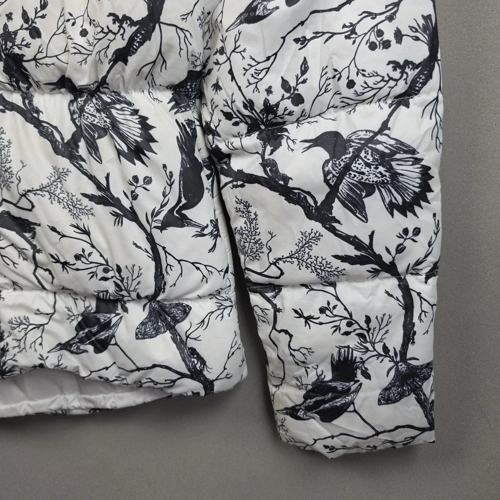 Nike ACG 800 Hooded Down Puffer Jacket Womens XS White Black Bird Toile Print